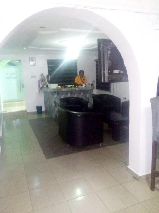 Staycation Suites And Apartment Lagos Zewnętrze zdjęcie