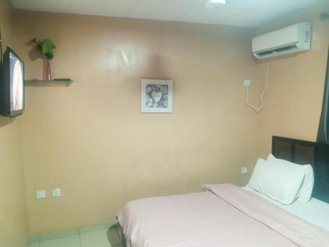 Staycation Suites And Apartment Lagos Zewnętrze zdjęcie