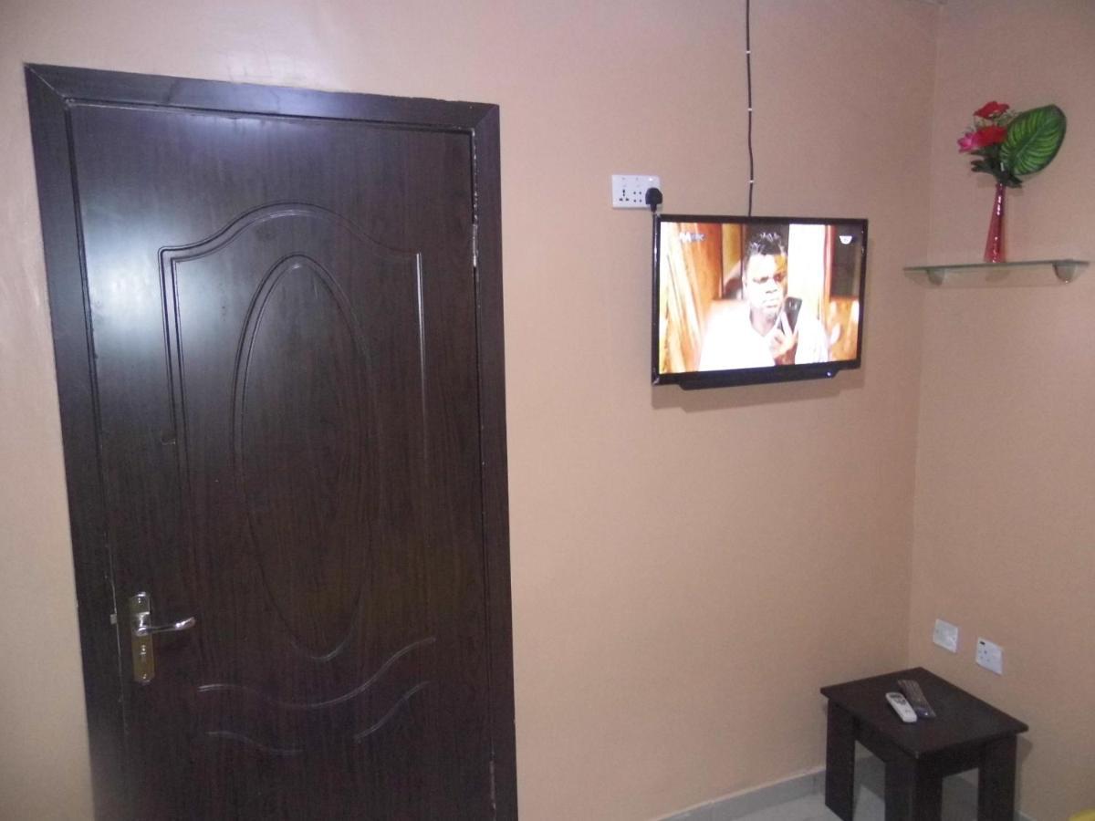 Staycation Suites And Apartment Lagos Zewnętrze zdjęcie