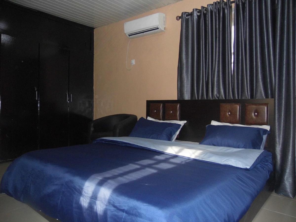 Staycation Suites And Apartment Lagos Zewnętrze zdjęcie