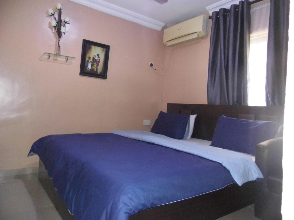 Staycation Suites And Apartment Lagos Zewnętrze zdjęcie