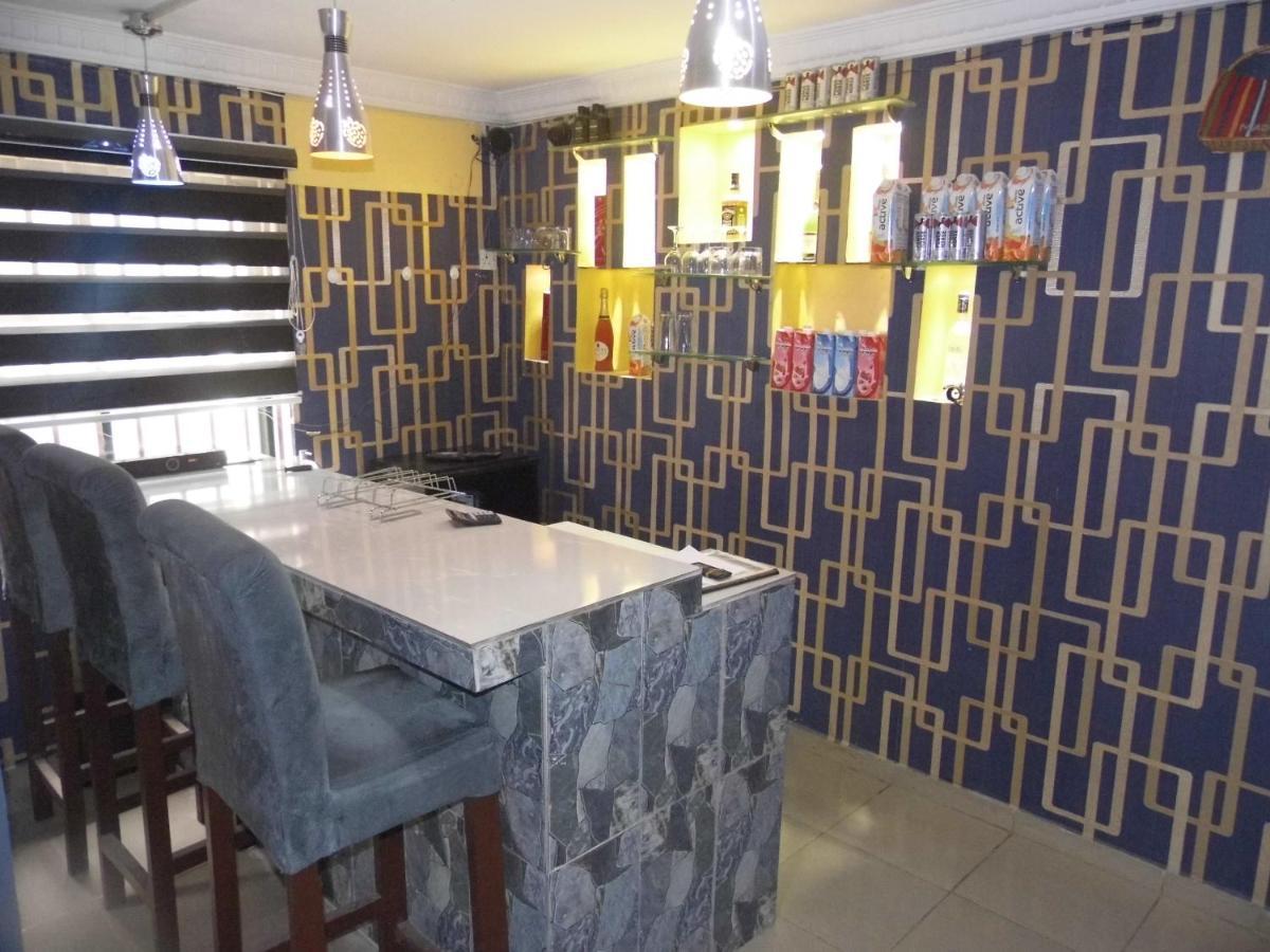 Staycation Suites And Apartment Lagos Zewnętrze zdjęcie