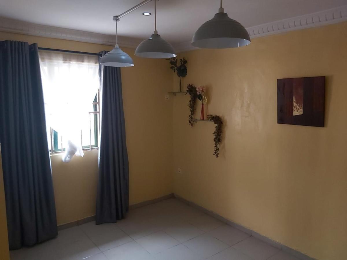 Staycation Suites And Apartment Lagos Zewnętrze zdjęcie