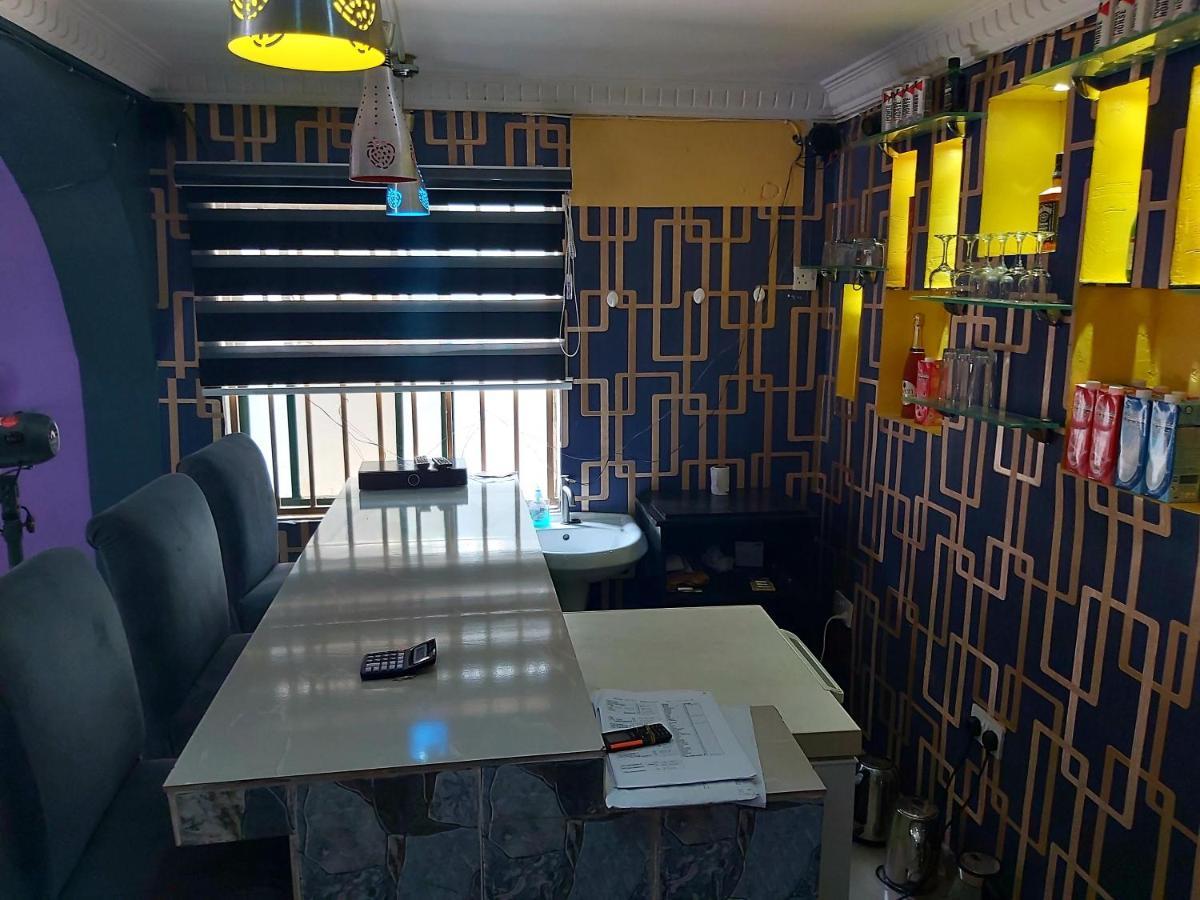 Staycation Suites And Apartment Lagos Zewnętrze zdjęcie